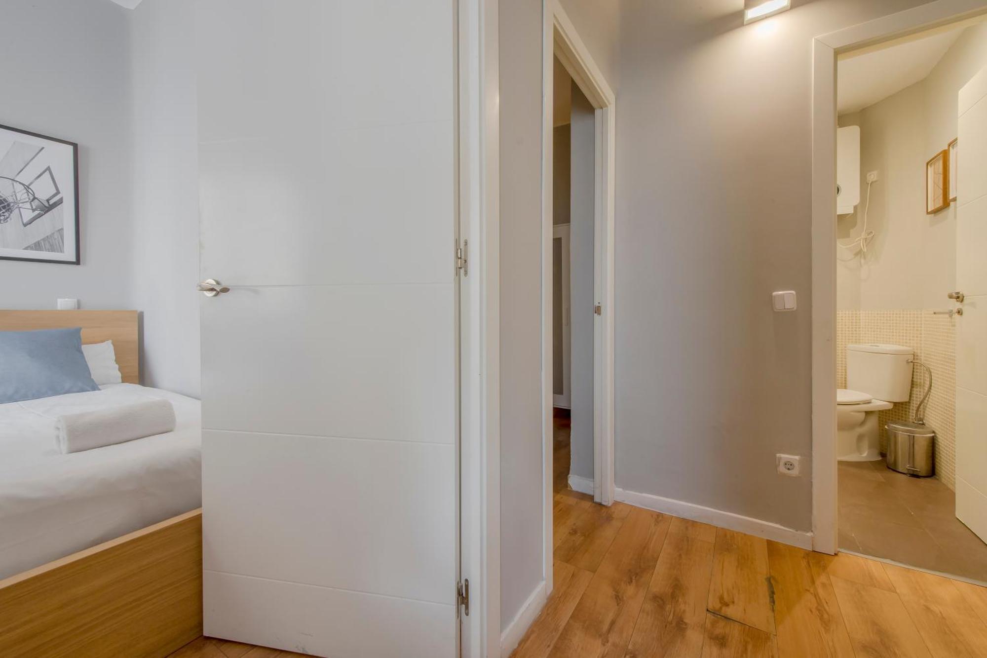 Excelente Piso De 3 Habitaciones En La Latina-Centro Madrid Exteriör bild