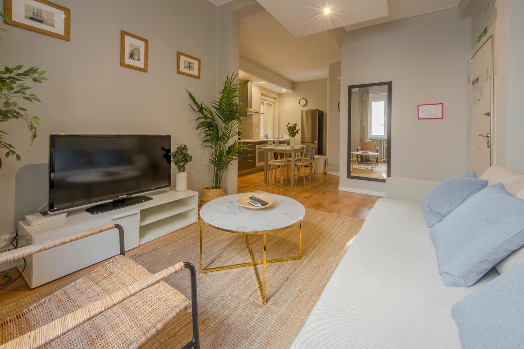 Excelente Piso De 3 Habitaciones En La Latina-Centro Madrid Exteriör bild